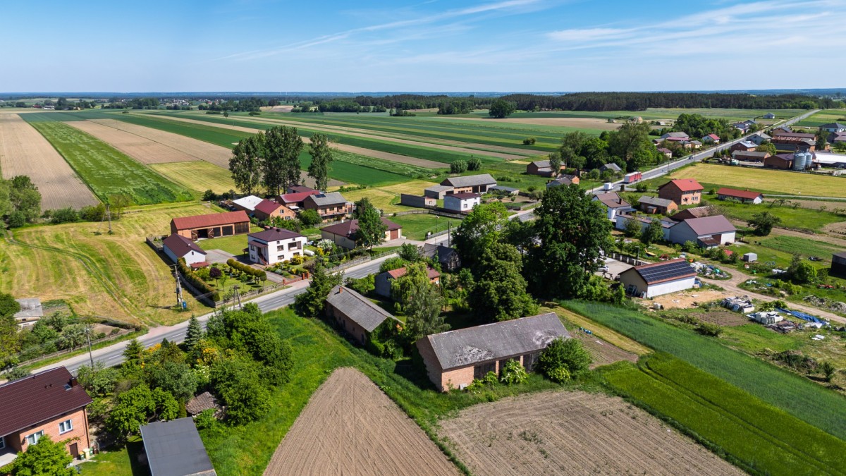 Будинок - 4 кімнати - 95 м² - Кочина