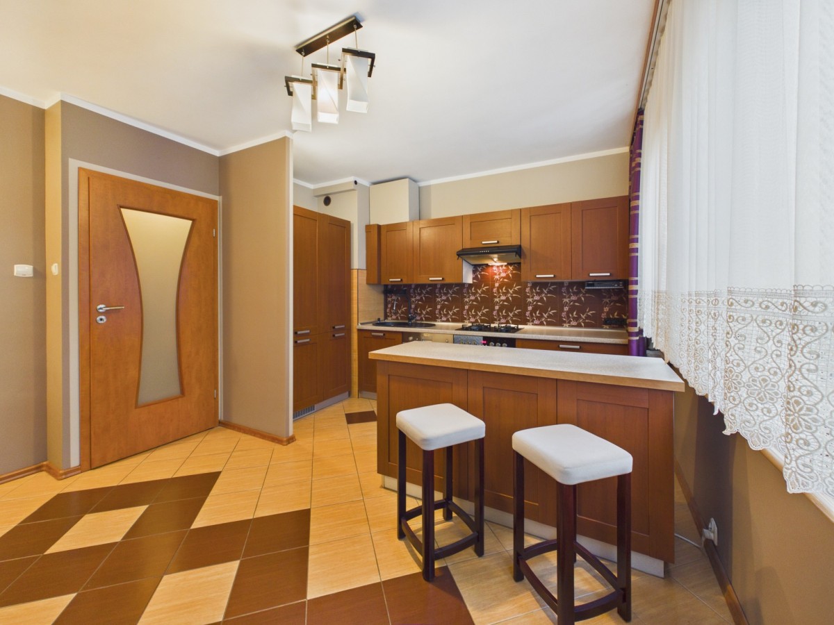 Appartamento - 3 stanze - 62 m² - ascensore - via Słoneczna Katowice Wełnowiec