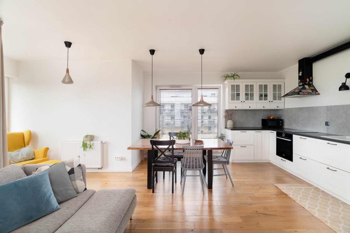 Mieszkanie - 3 pokoje - 82 m² - ul. Wałbrzyska Poznań