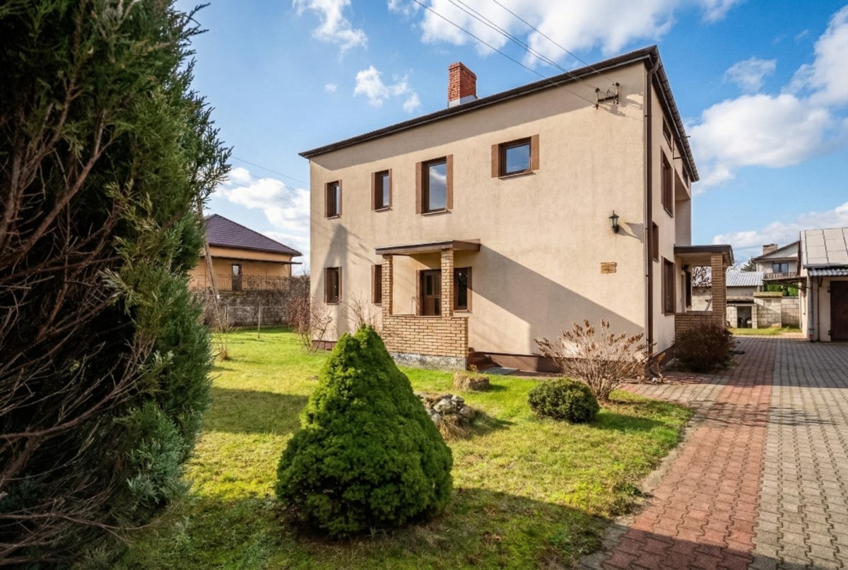 Будинок - 5 кімнат - 120 м² - вул. Пожежна Кривда
