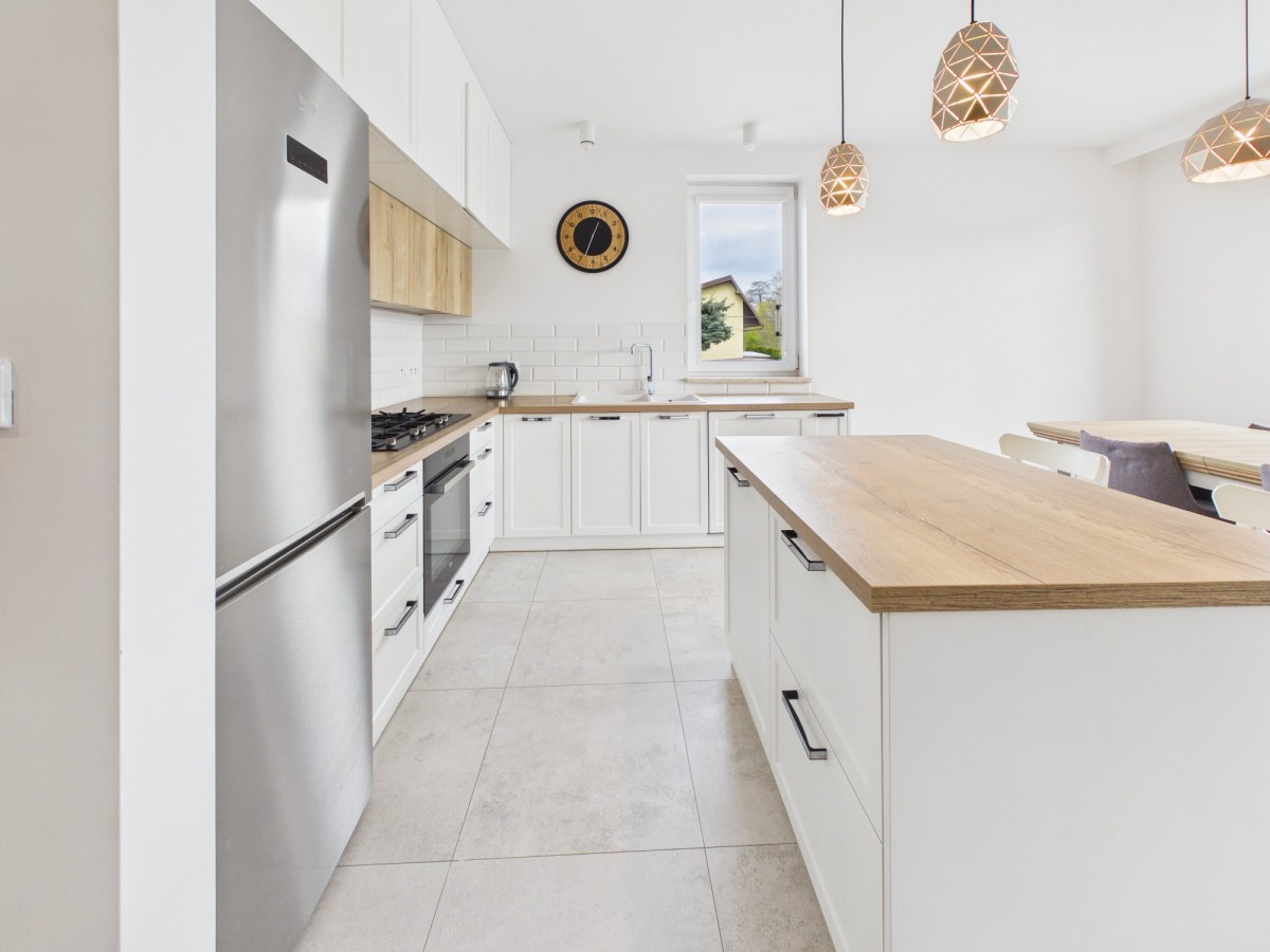 Wohnung - 5 Zimmer - 150 m² - ul. Bociania Ząbki