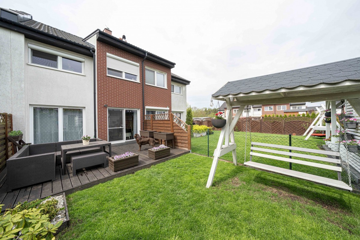 Haus - 4 Zimmer - 110 m² - ul. Komornicka Wiry