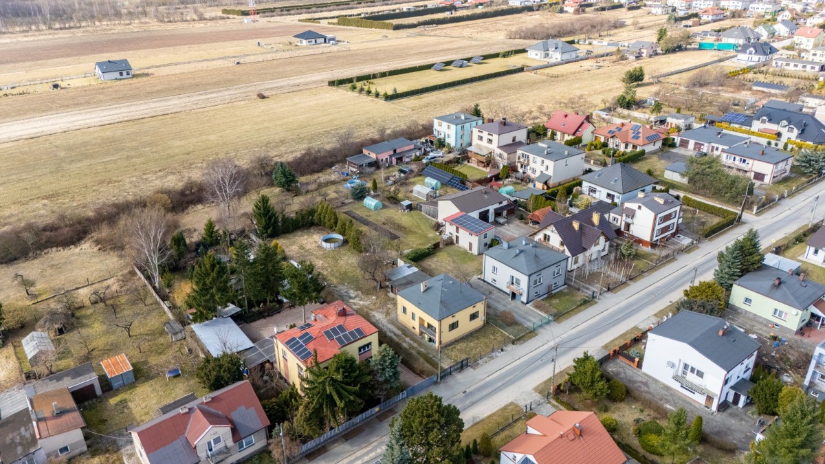 집 - 4개 방 - 111 m² - 헨리크 시엔키에비치 거리, 라스크
