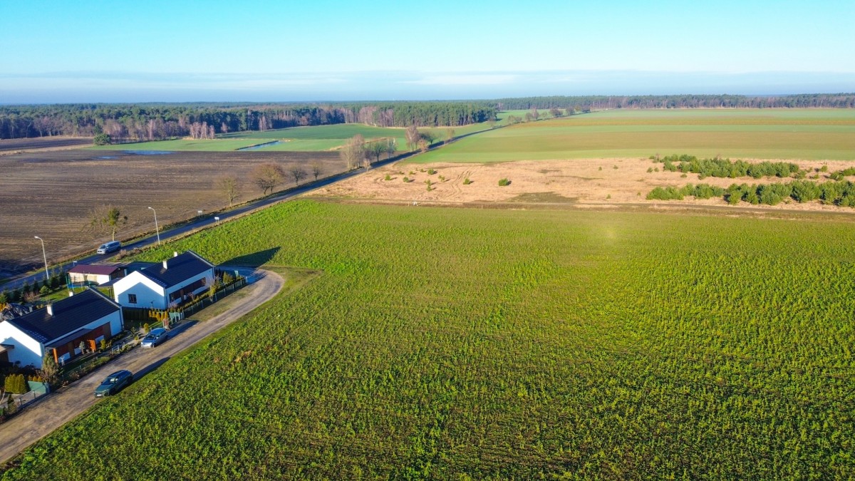 Mieszkanie - 631 m² - Luciny