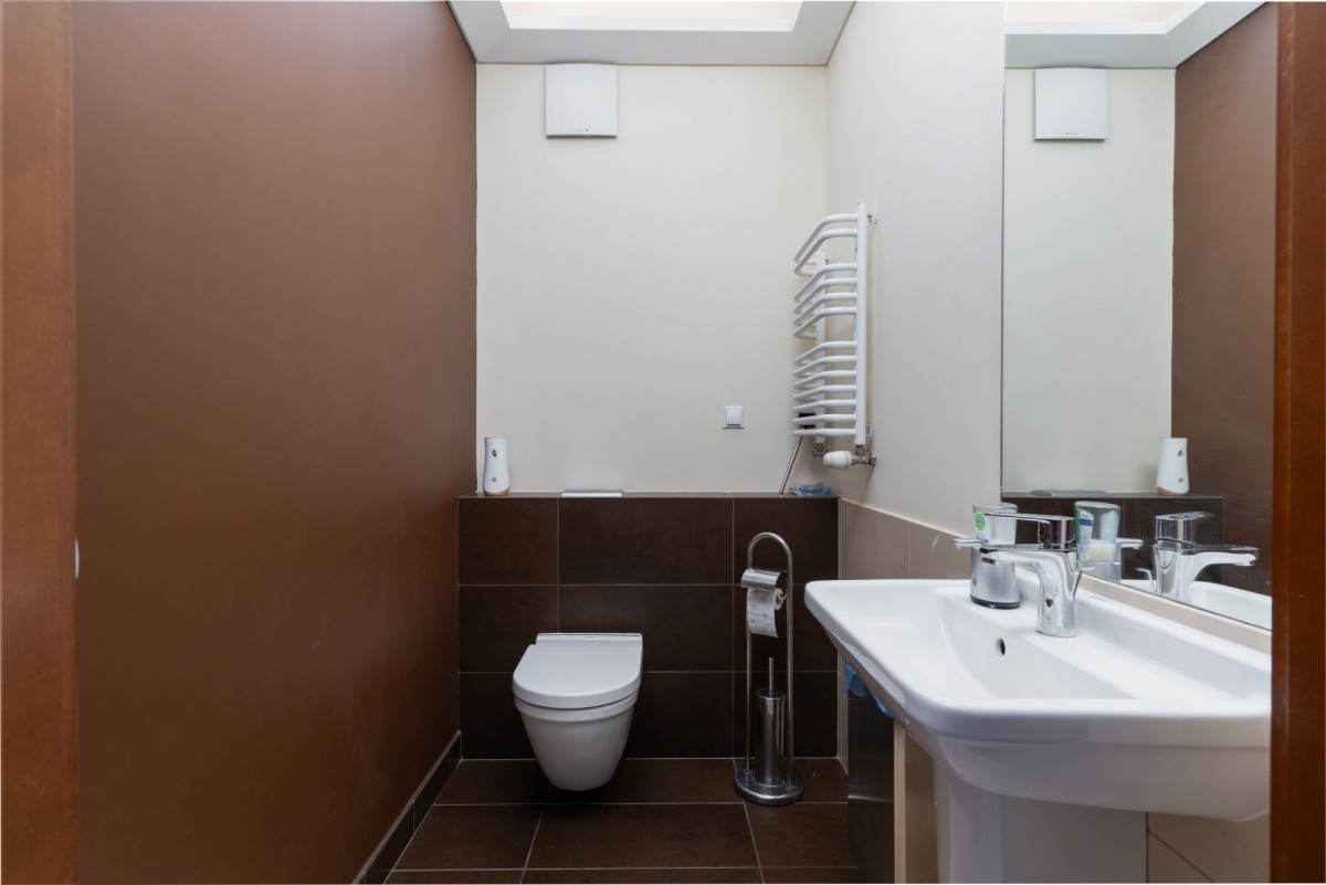 Mieszkanie - 4 pokoje - 96 m² - al. Aleja Niepodległości Warszawa Mokotów
