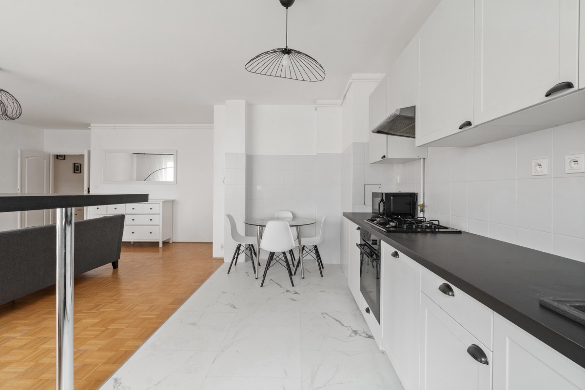 Apartment - 4 rooms - 107 m² - elevator - Okopowa St. Warsaw Wola