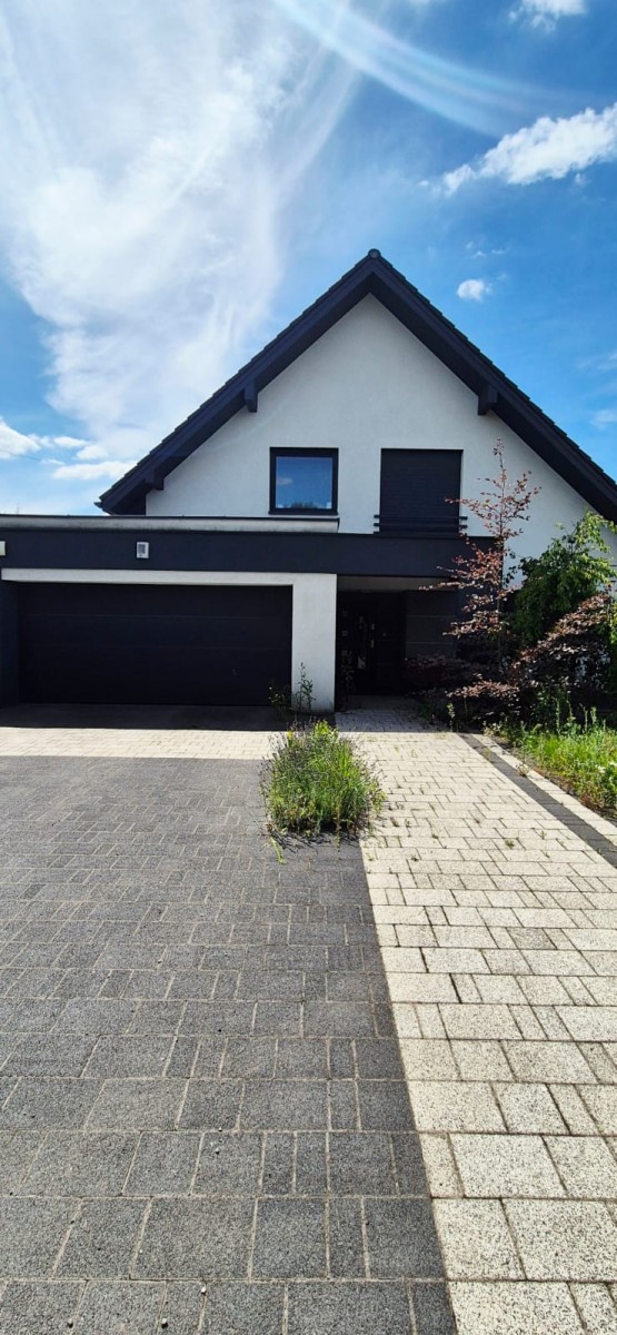 Будинок - 6 кімнат - 235 м² - вул. Łączkowa Czeladź