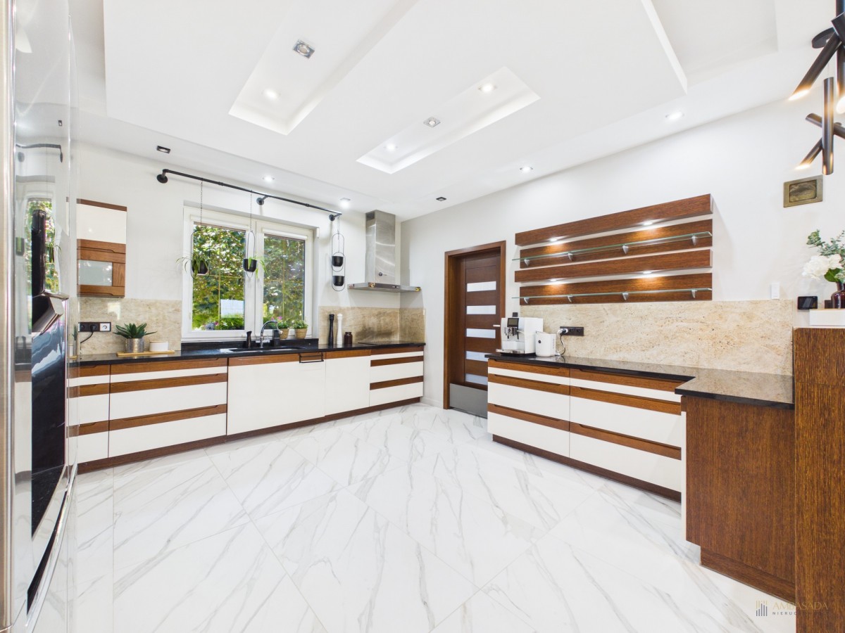 Будинок - 5 кімнат - 320 м² - Haćki