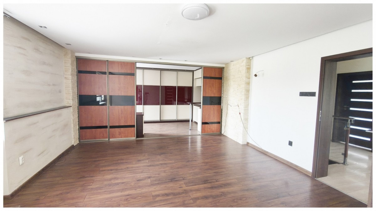 House - 6 rooms - 200 m² - Rzeczna Street Dąbrowa Górnicza