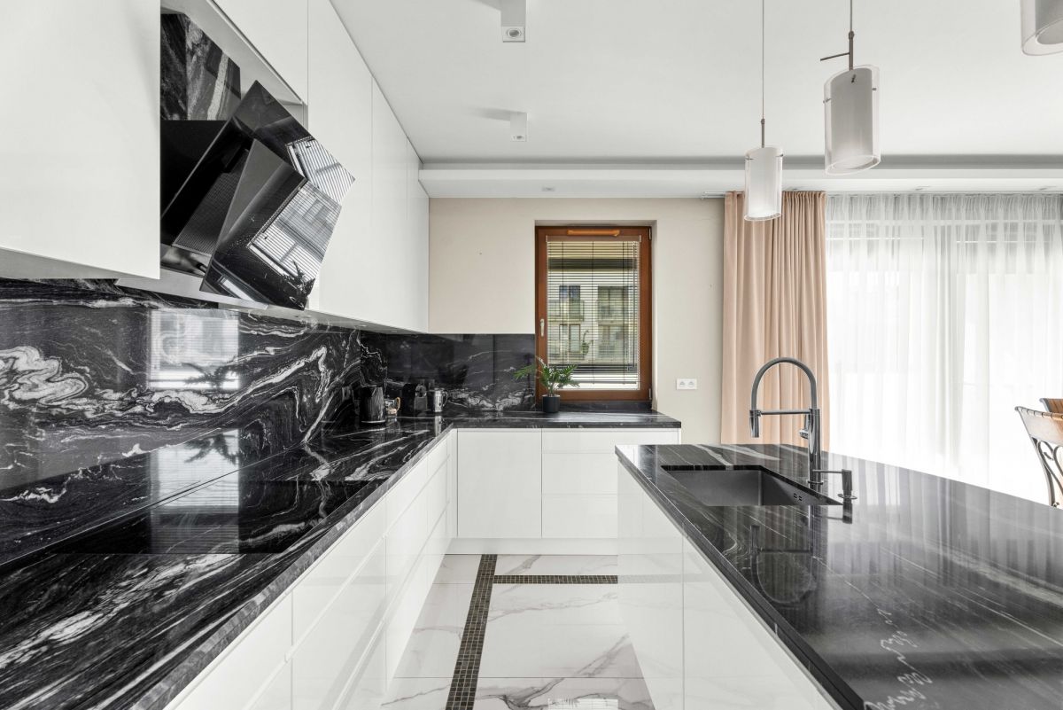 Apartment - 3 rooms - 83 m² - Karolkowa St. Warsaw Wola Czyste