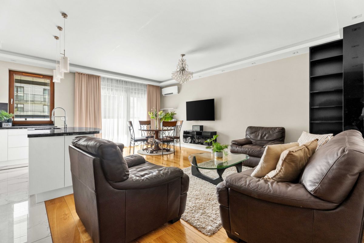 Apartment - 3 rooms - 83 m² - Karolkowa St. Warsaw Wola Czyste
