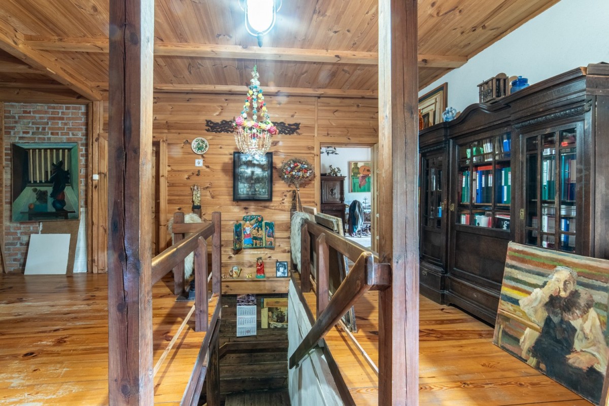 Dom - 5 pokoi - 282 m² - Dębienica
