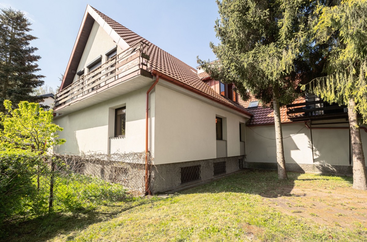 Dom - 9 pokoi - 520 m² - ul. Henryka Niewodniczańskiego Kraków Swoszowice