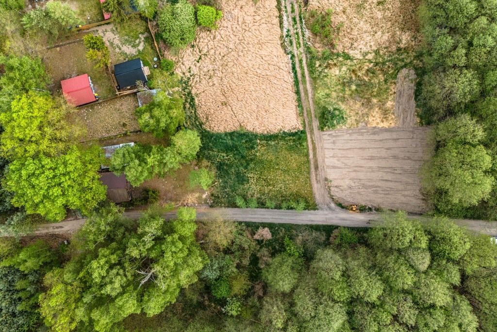Plot - 484 m² - Uście