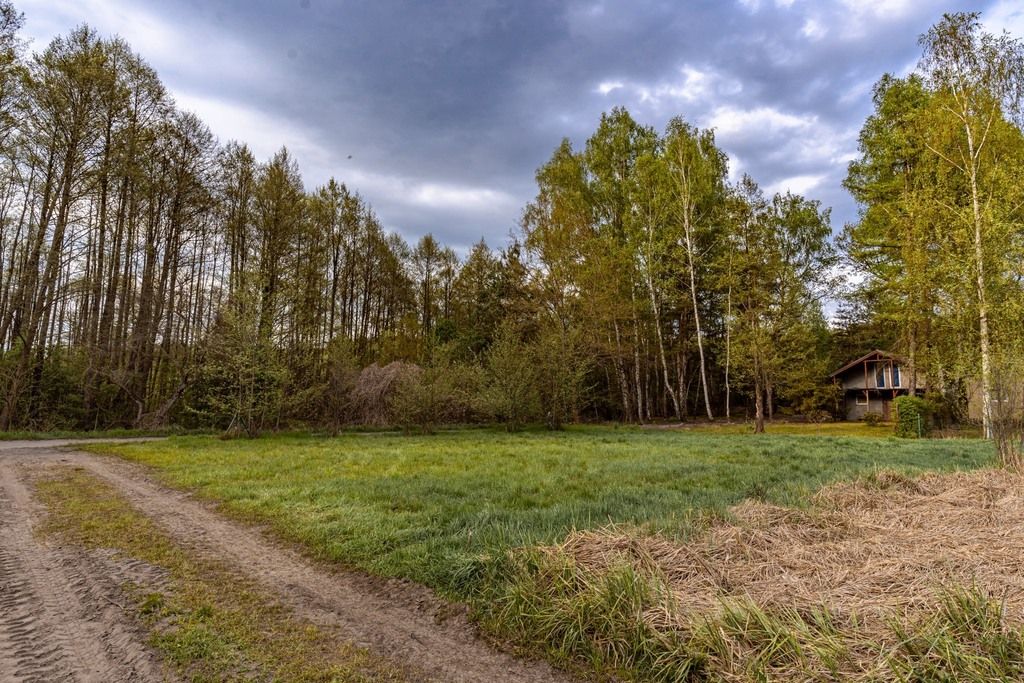 Plot - 484 m² - Uście