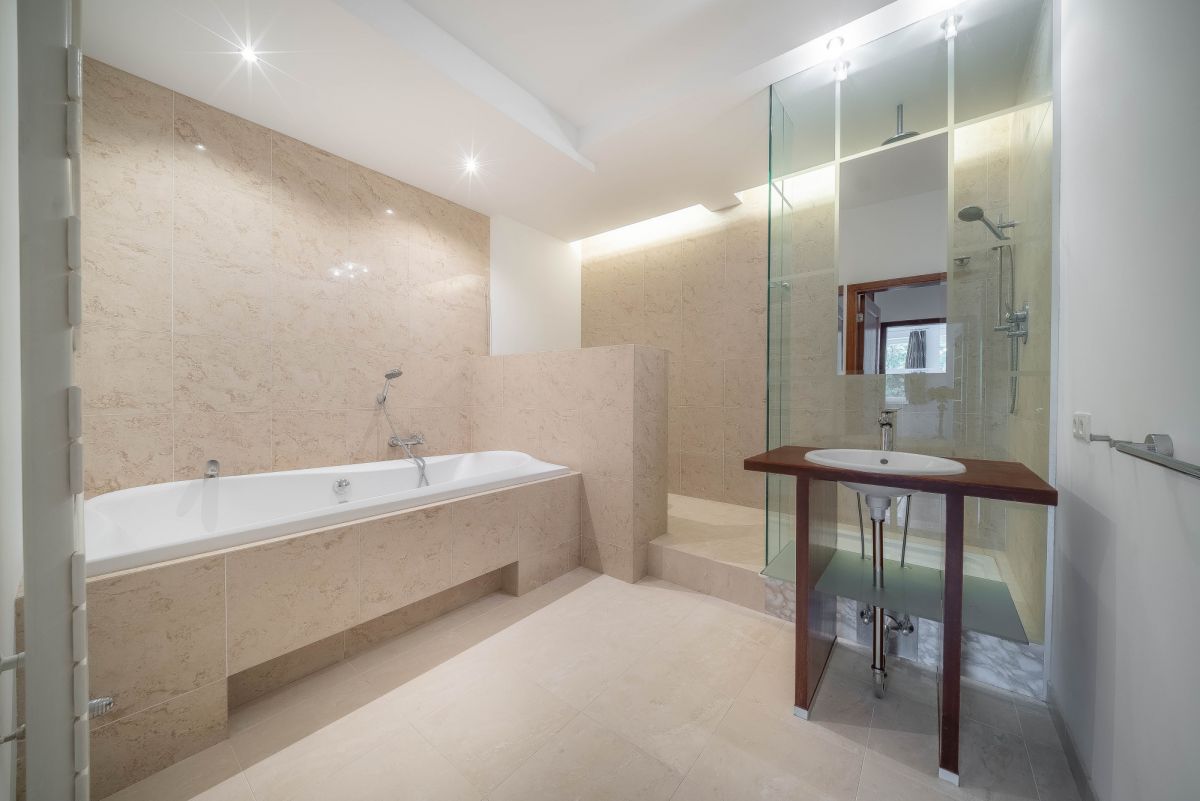 Квартира - 4 кімнати - 147 м² - вул. Чорняківська Варшава Середмістя
