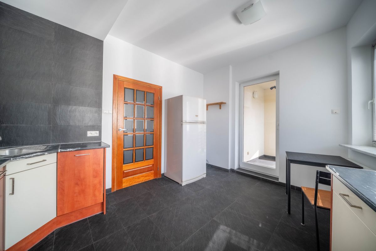 Квартира - 4 кімнати - 147 м² - вул. Чорняківська Варшава Середмістя