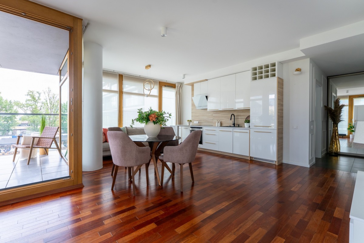 Appartamento - 3 stanze - 64 m² - ascensore - via Kolejowa Varsavia Wola