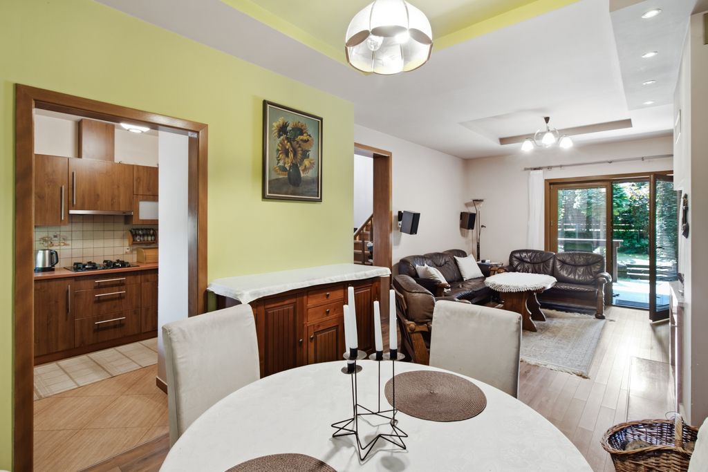 Casa - 4 habitaciones - 125 m² - Dąbrowa
