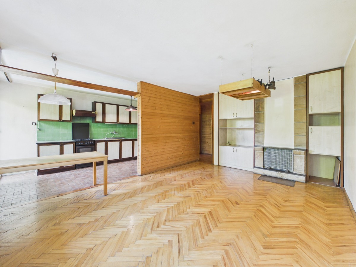 집 - 5개 방 - 143 m² - Tulipanów 거리 Czeladź