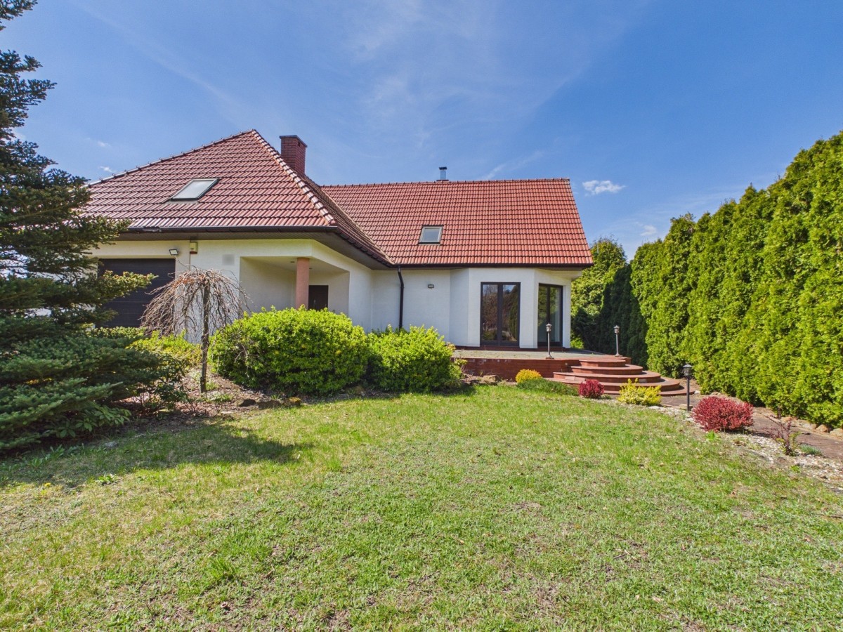 Дом - 7 комнат - 330 м² - ул. Spacerowa Ogrodzieniec