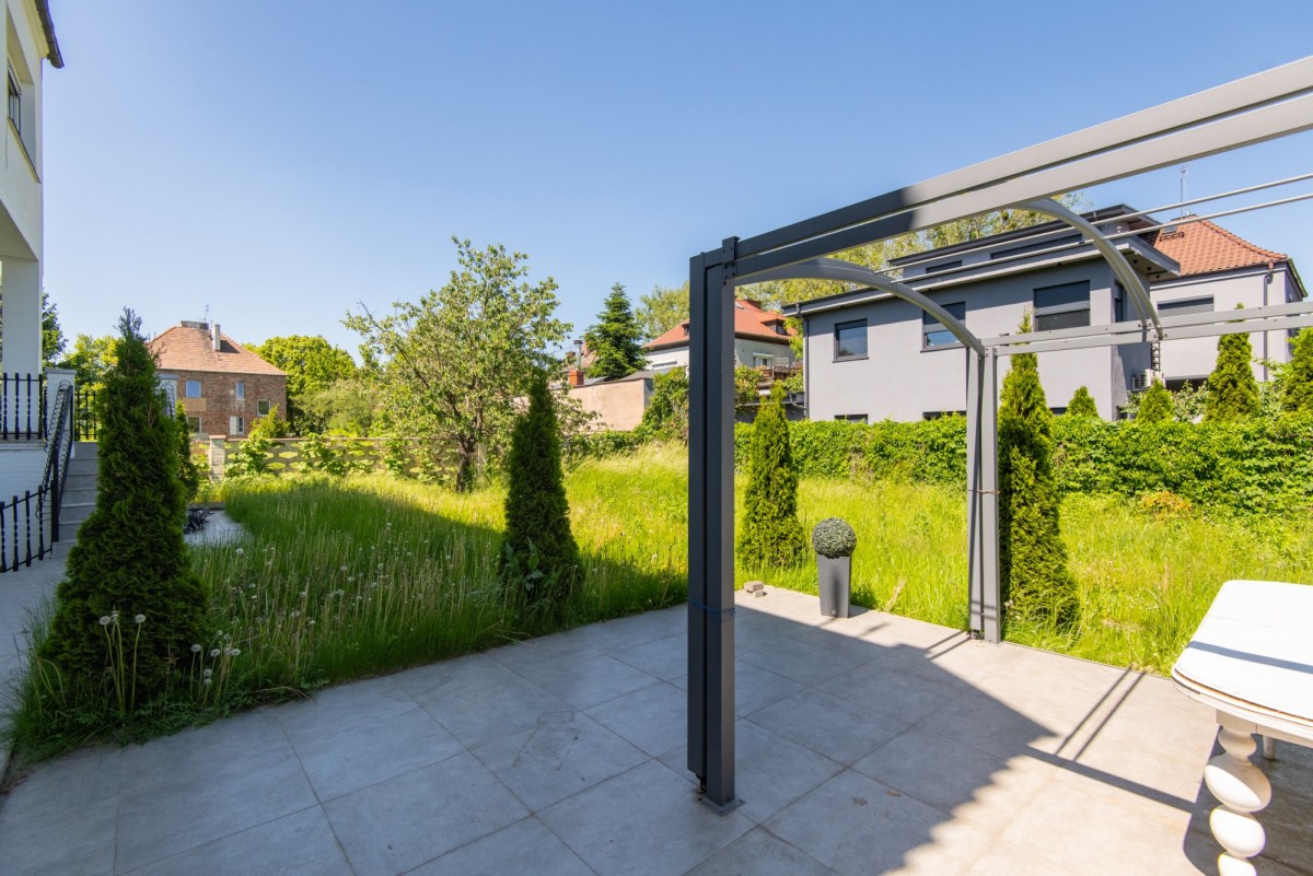 Dom - 5 pokoi - 287 m² - ul. Startowa Poznań Wola