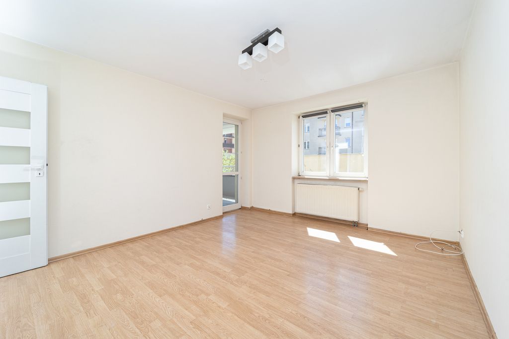 Mieszkanie - 3 pokoje - 54 m² - Obozowa ruczaj