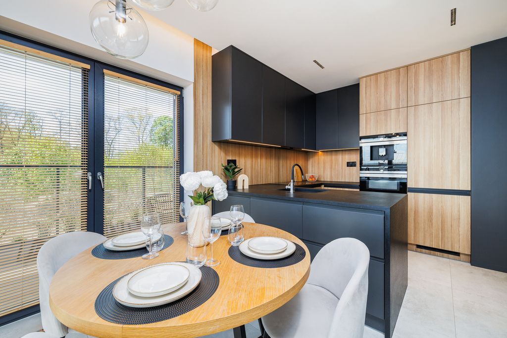 Appartamento - 3 stanze - 68 m² - ascensore - Komuny Paryskiej kliny