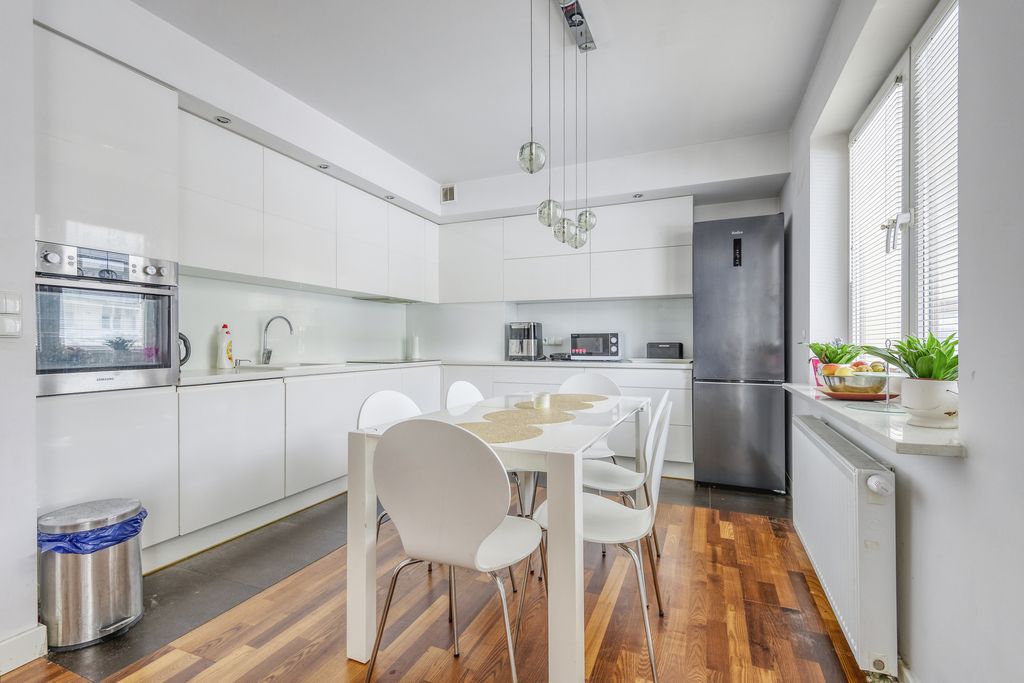 아파트 - 3개 방 - 75 m² - 엘리베이터 - ul. ks. płk Jana Mrugacza Legionowo
