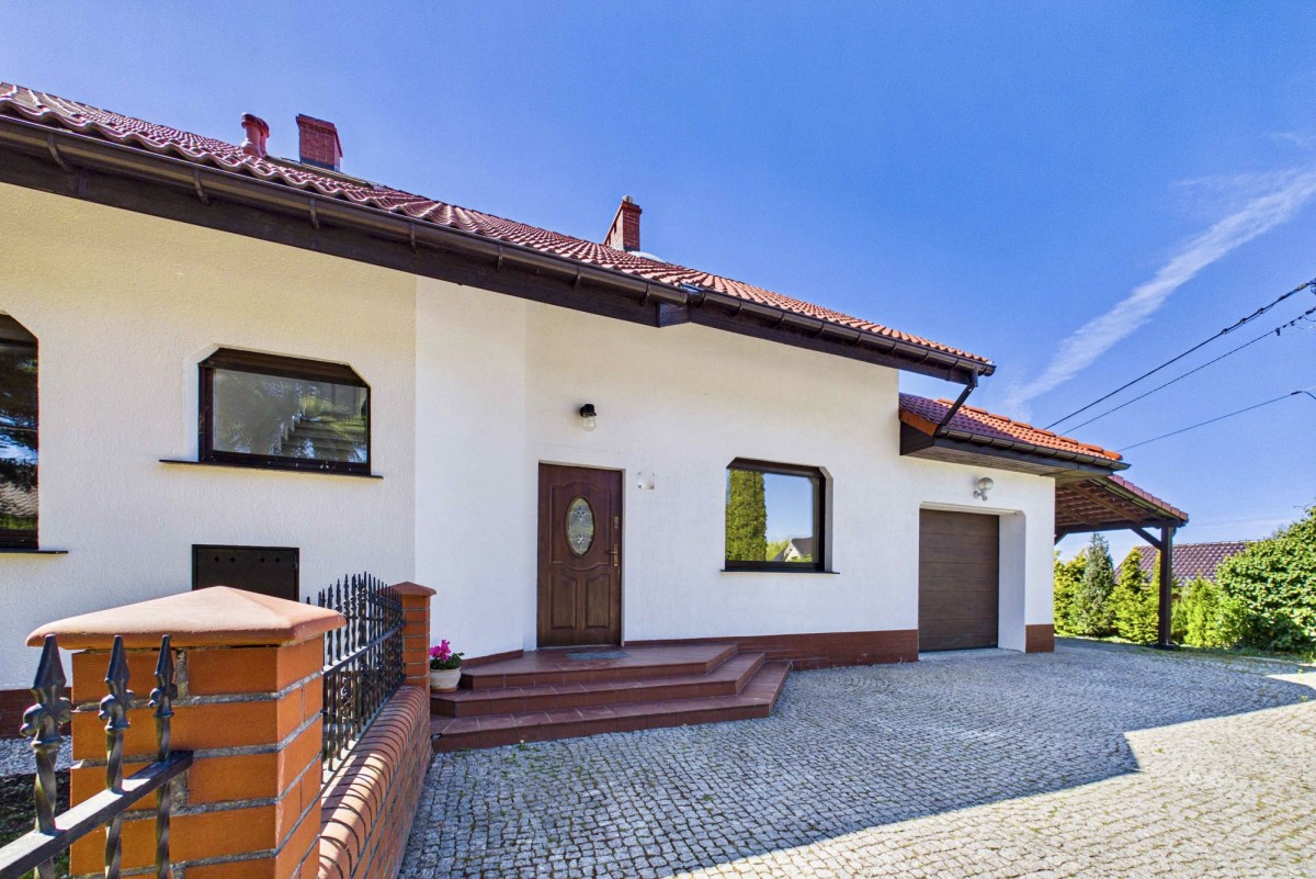 Haus - 6 Zimmer - 346 m² - ul. Kosynierów Kunice