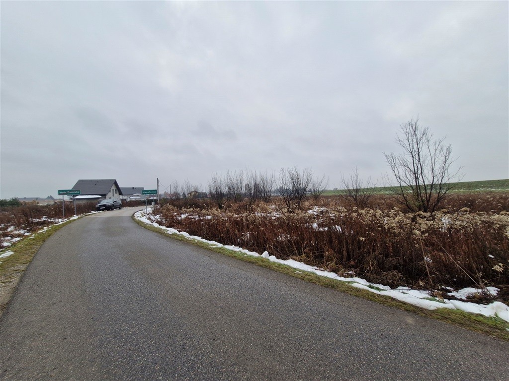 Działka - 4250 m² - Wola Batorska