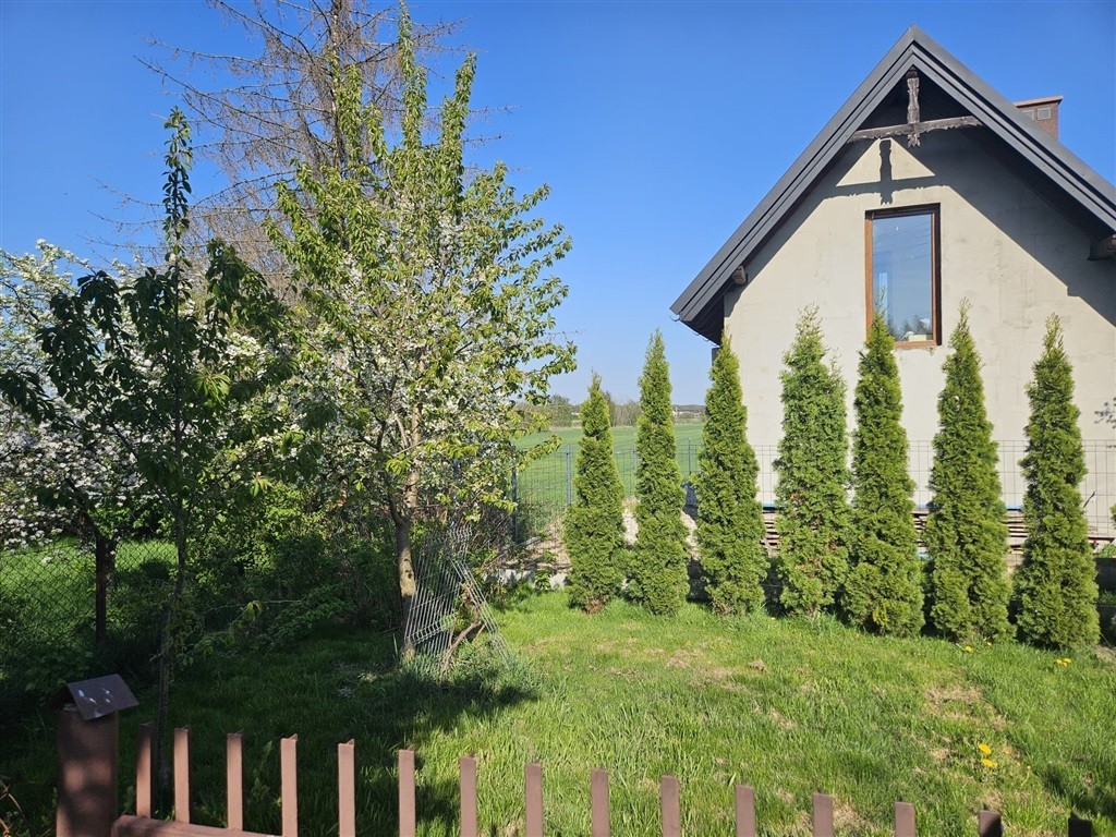 Casa - 5 habitaciones - 190 m² - Szarów