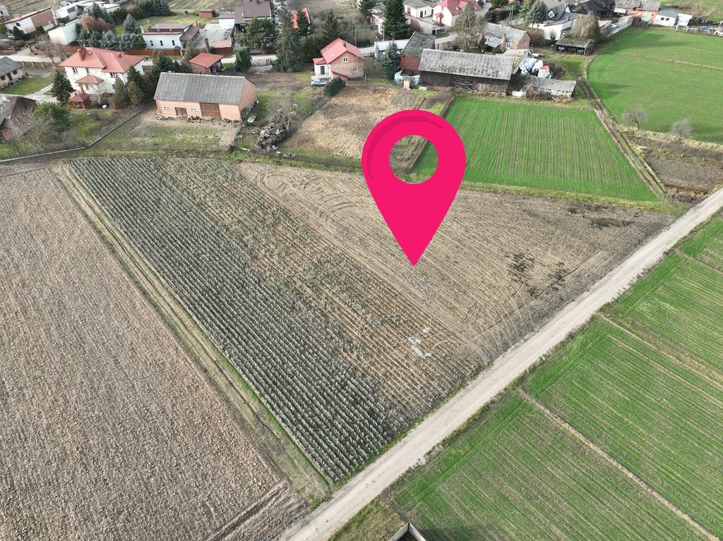 Plot - 4300 m² - Łęg