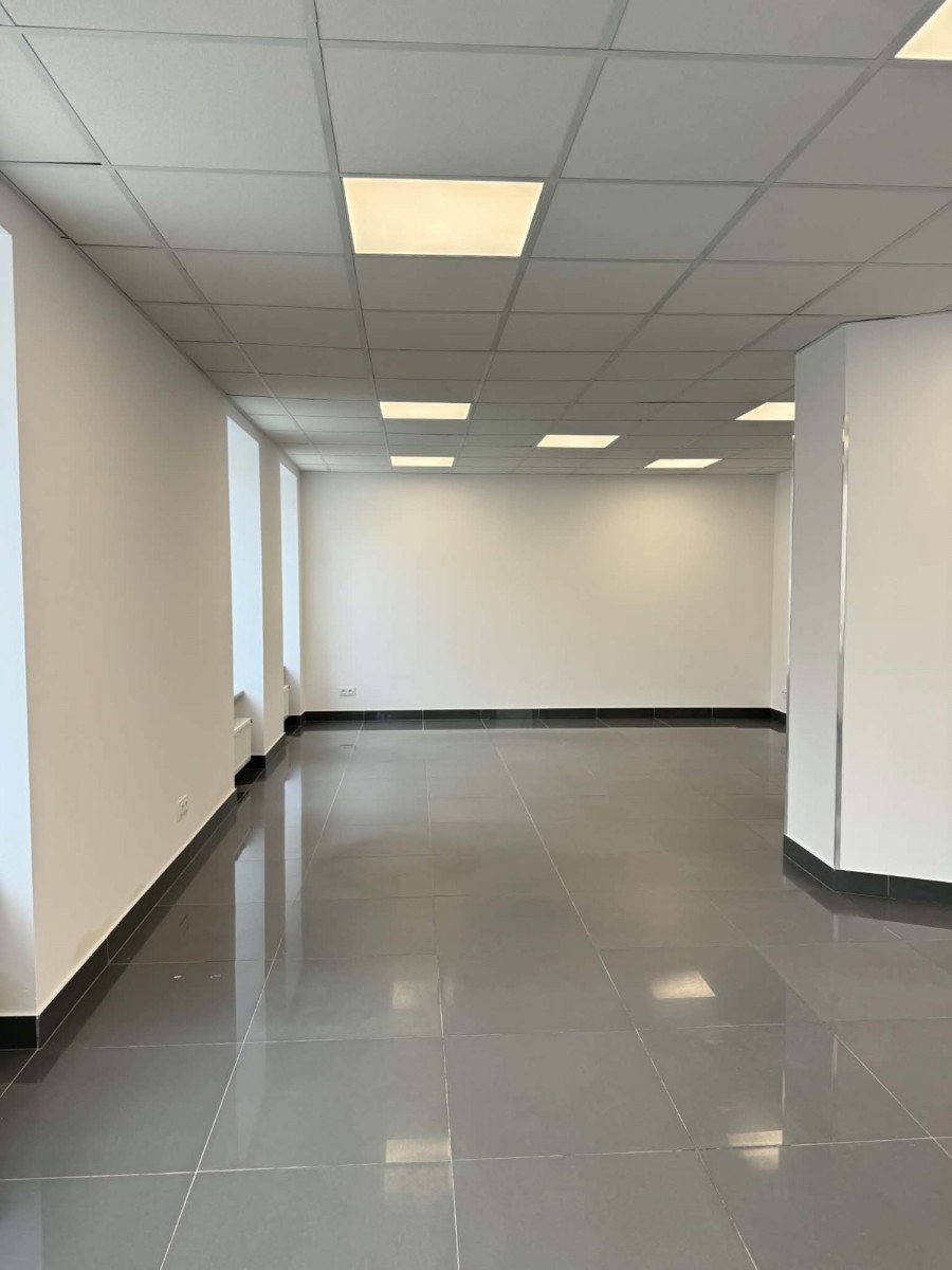 Locale - 3 stanze - 110 m² - via Juliana Tuwima Łódź Widzew