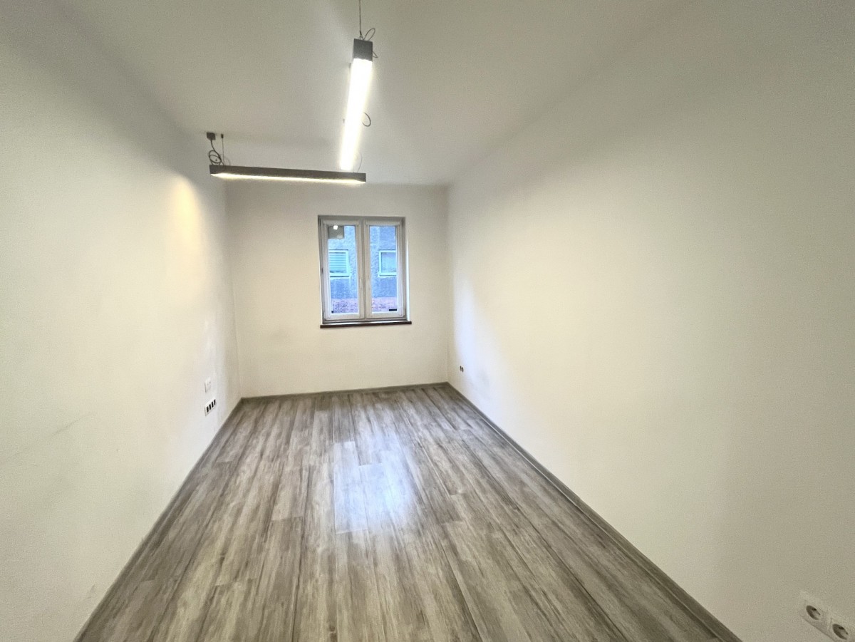 Appartamento - 3 stanze - 72 m² - via Józefa Chełmońskiego Bytom