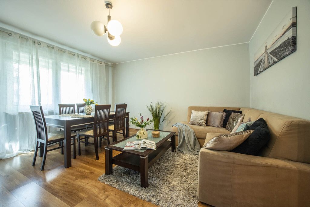 Apartamento - 3 habitaciones - 62 m² - c. Andrzeja Kmicica Łódź