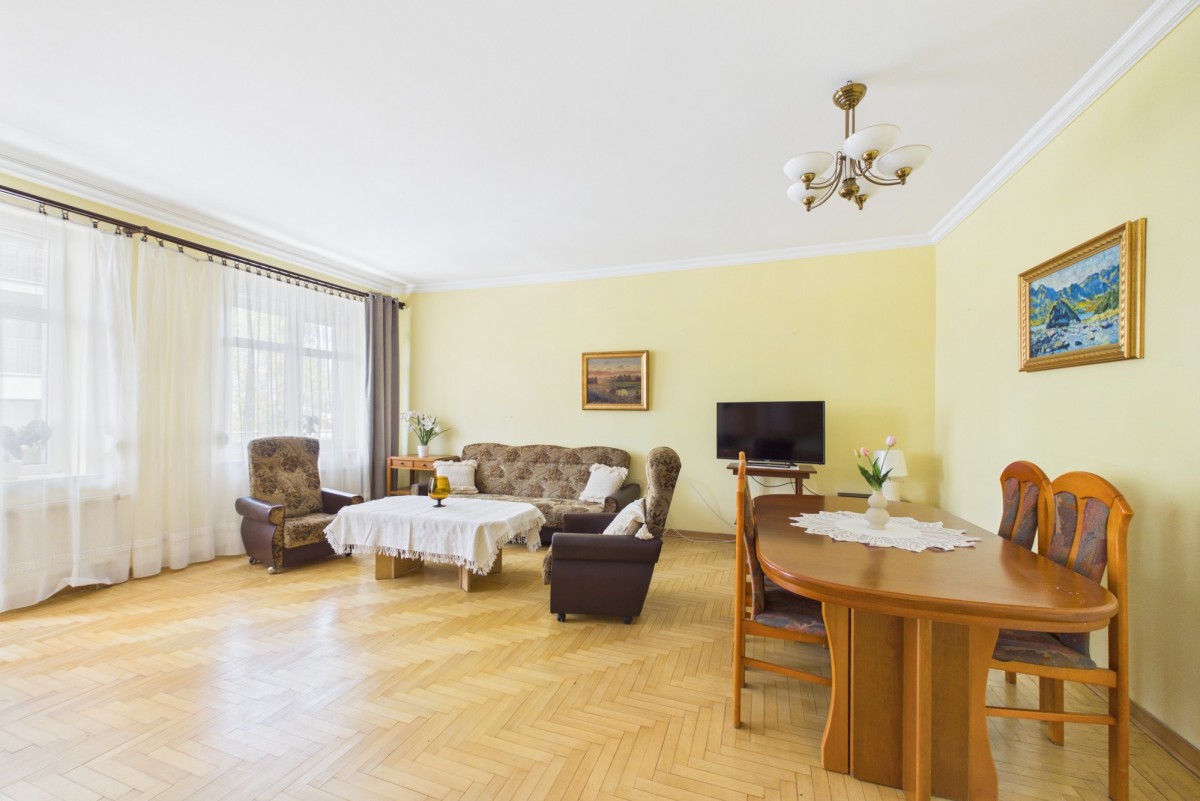 Квартира - 3 кімнати - 88 м² - вул. Краківська Радом