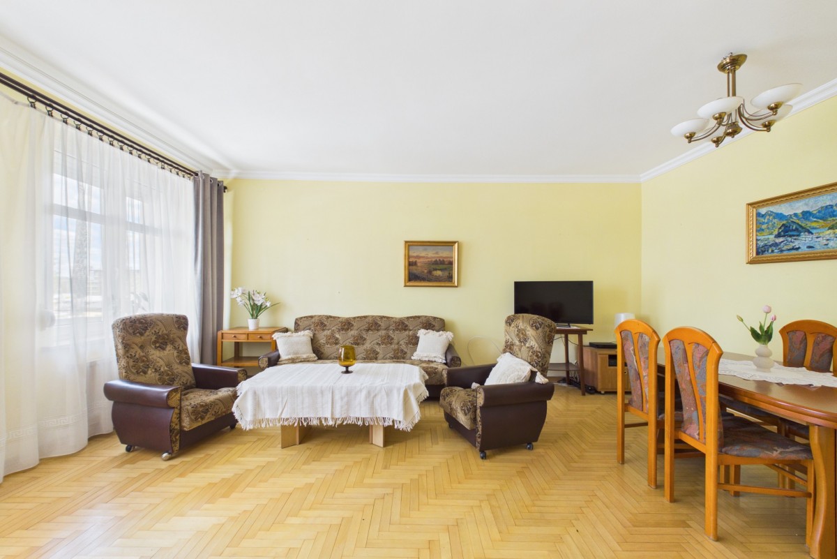 Квартира - 3 кімнати - 88 м² - вул. Краківська Радом