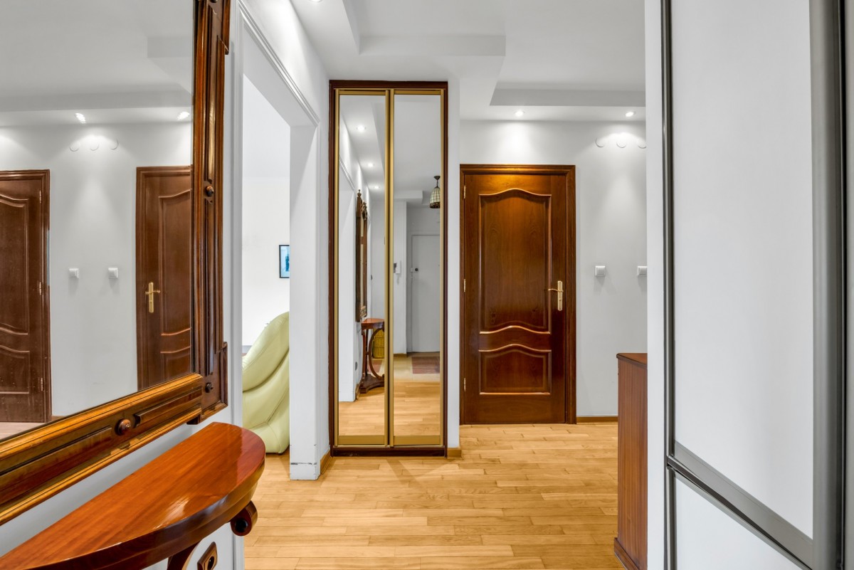 Apartamento - 3 habitaciones - 77 m² - c. Libijska Varsovia Praga-Południe Saska Kępa