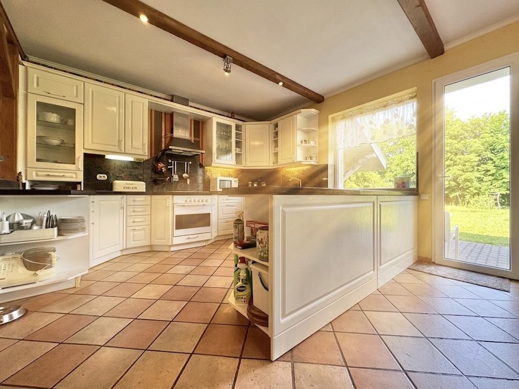 Haus - 8 Zimmer - 316 m² - Hauptstraße Przytoczna