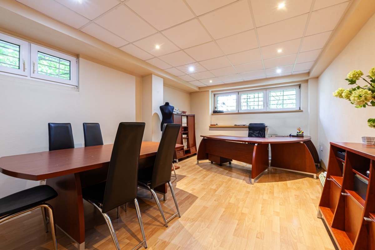 Locale - 382 m² - via Piotrkowska Łódź Śródmieście
