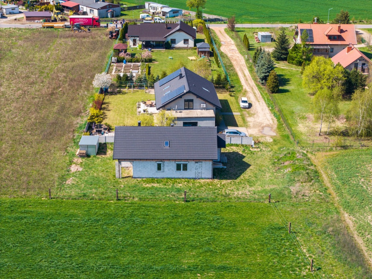 House - 4 rooms - 160 m² - Dolne Pole