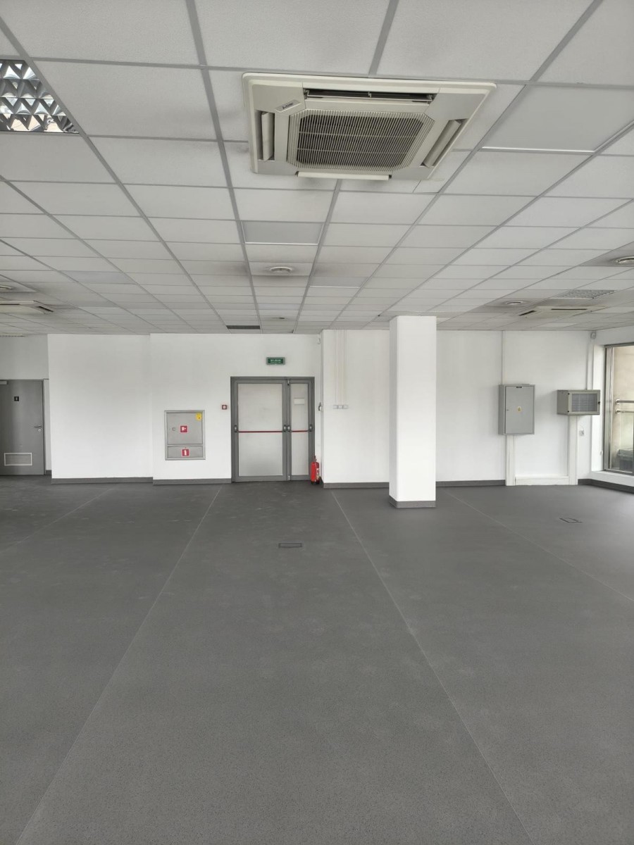 Locale - 1 stanza - 168 m² - via Hetmańska Poznań Wilda