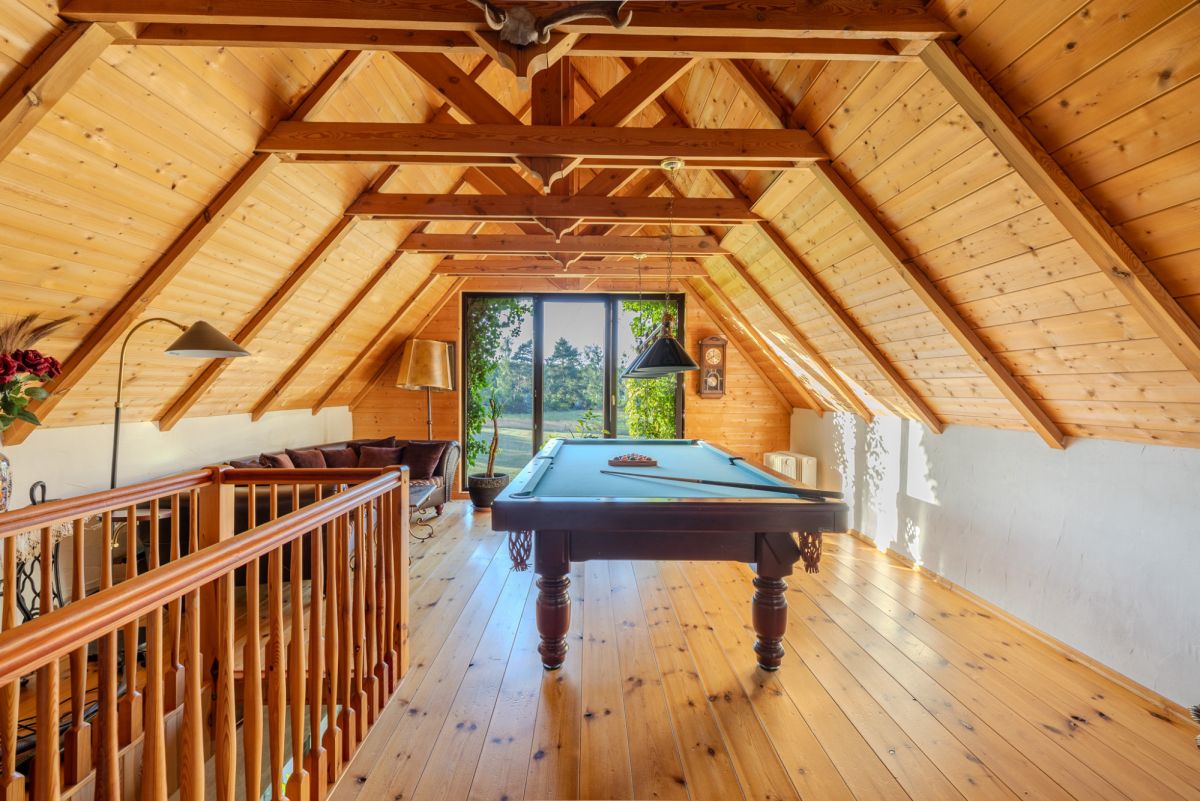 Haus - 6 Zimmer - 241 m² - Żółwin