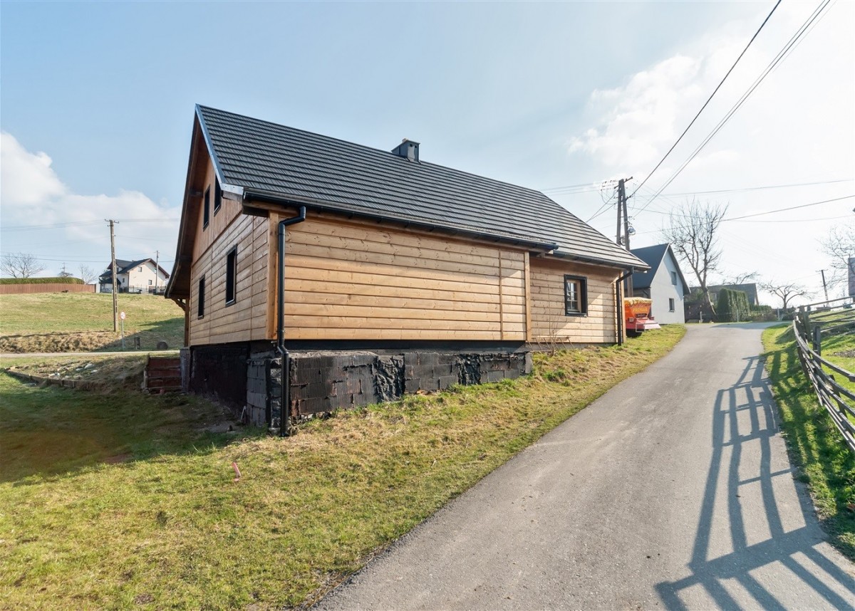 Casa - 6 habitaciones - 150 m² - Istebna