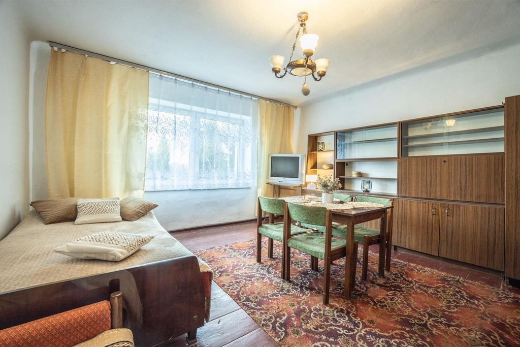 Casa - 1 habitación - 43 m² - c/ Leśna Jeżów