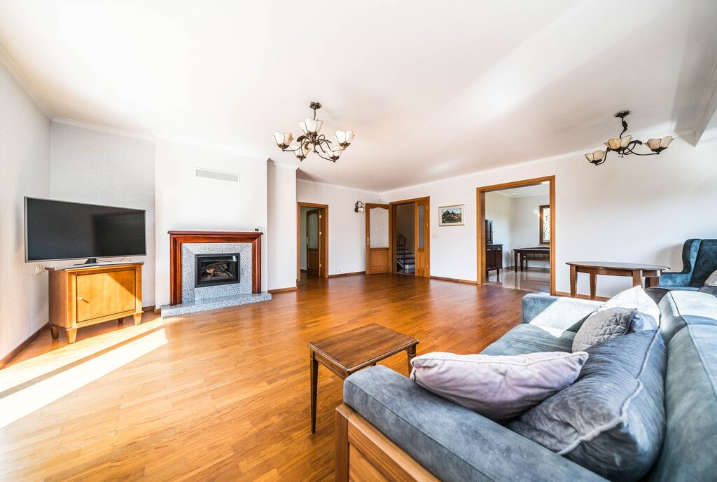 Dom - 6 pokoi - 342 m² - ul. Wilcza Poznań