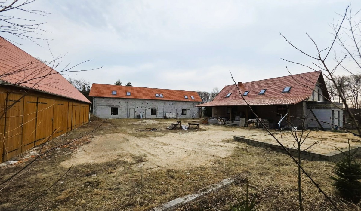 Дом - 6 комнат - 223 м² - Вилче