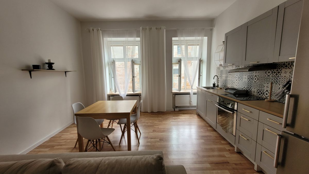 Apartment - 2 rooms - 43 m² - Wólczańska St. Łódź City Center