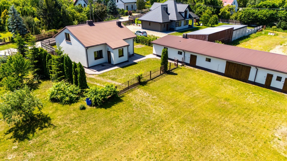 Дом - 2 комнаты - 120 м² - ул. Лесная, Зелов